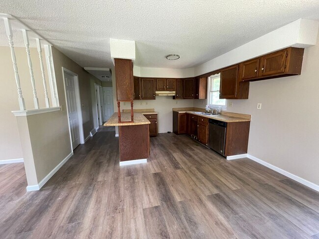 Foto del edificio - 3 Bedroom house FOR RENT in Bowling Green, MO