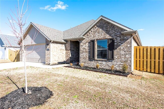 Building Photo - 461 Coconut Ln