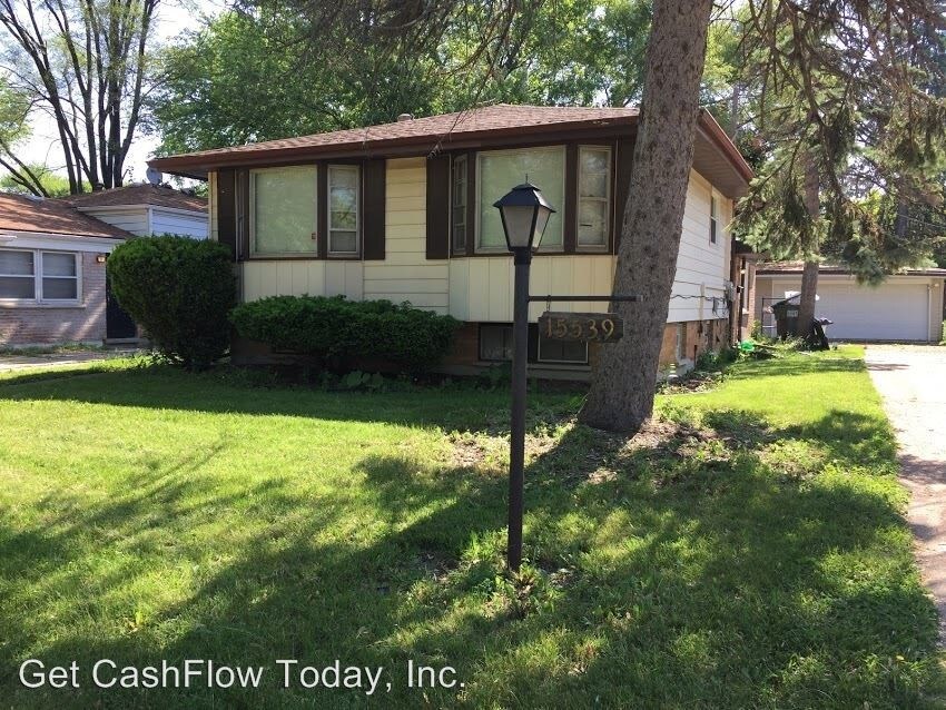 Primary Photo - 3 br, 1.5 bath House - 15539 Minerva