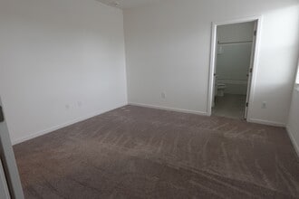 Building Photo - 3800 Sonoma Blvd