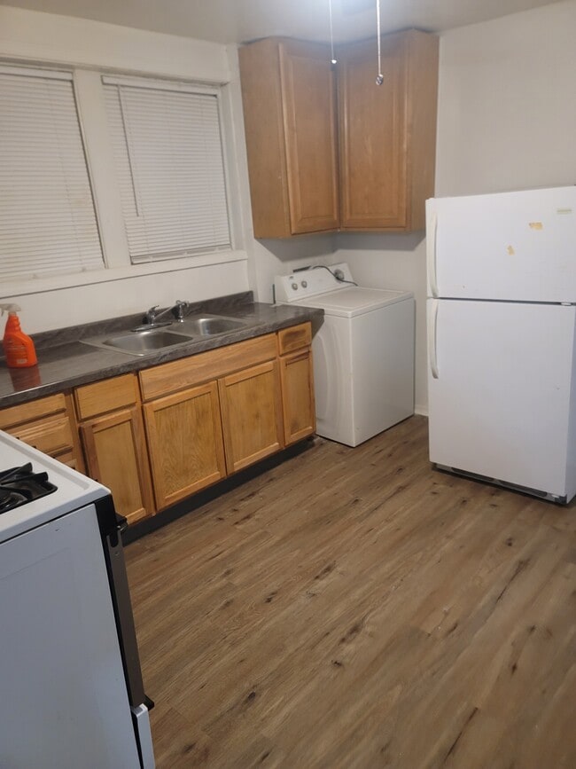 Building Photo - 5118 S Hermitage Ave
