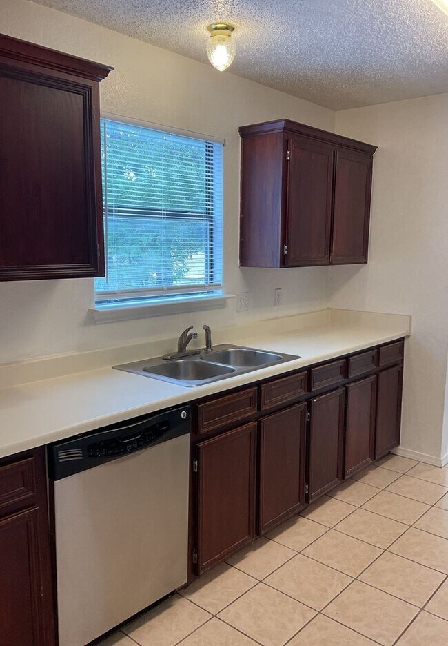 Foto del edificio - RENT REDUCTION & RENT SPECIAL - AVAILABLE ...