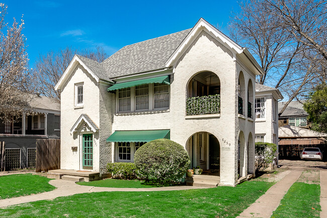 Building Photo - 6257-6259 Palo Pinto Ave