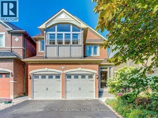 Building Photo - 30 Lacona Crescent