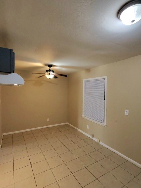 Foto del edificio - 2196 Cassie Ave