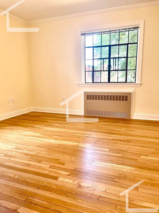 Foto del edificio - No broker fee - Available now