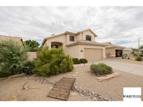 Building Photo - 7442 W Via Del Sol Dr
