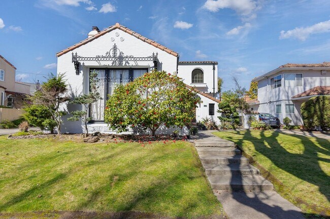 Foto del edificio - 2939 Gibbons Dr - 30% Rental Fee