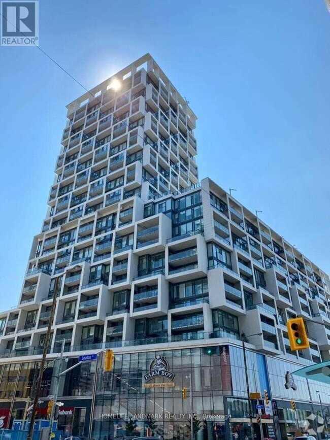 Building Photo - 5-2715 Soudan Ave