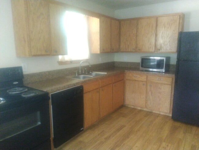 Building Photo - 18762 LA-111