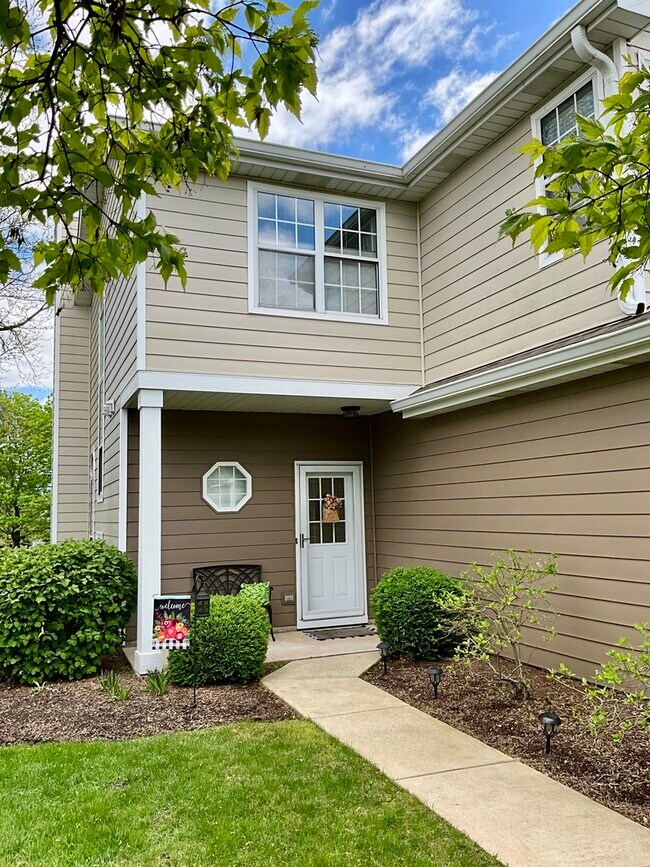 Foto del edificio - 547 Woodcrest Dr