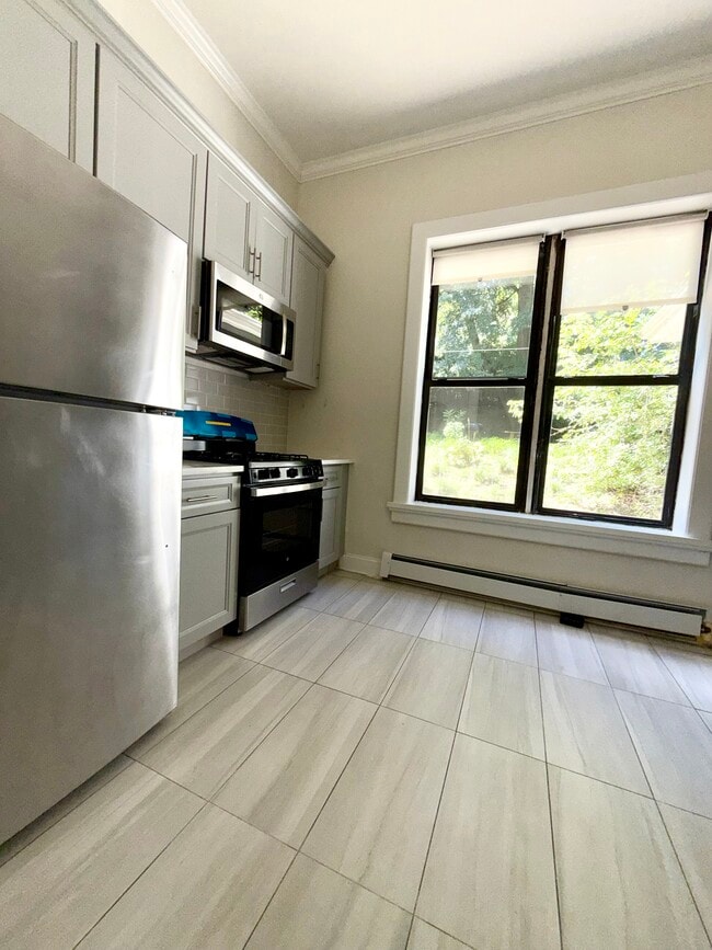 Building Photo - 228 Saint Marks Pl