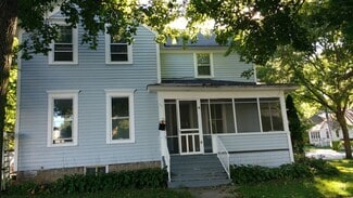 Building Photo - 417 S Cook St