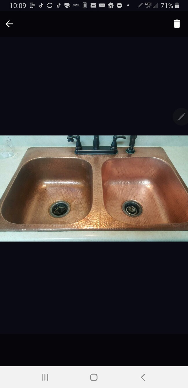 Copper sink kitchen - 204 Eagle Ridge Dr