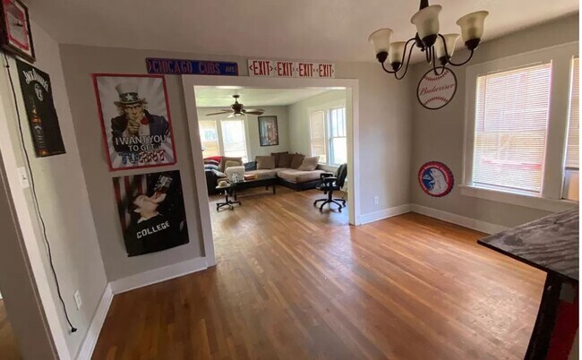 Building Photo - Pre-Leasing 5 Bedroom