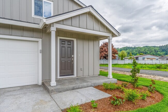 Foto del edificio - BRAND NEW FOUR BEDROOM IN WEST LONGVIEW