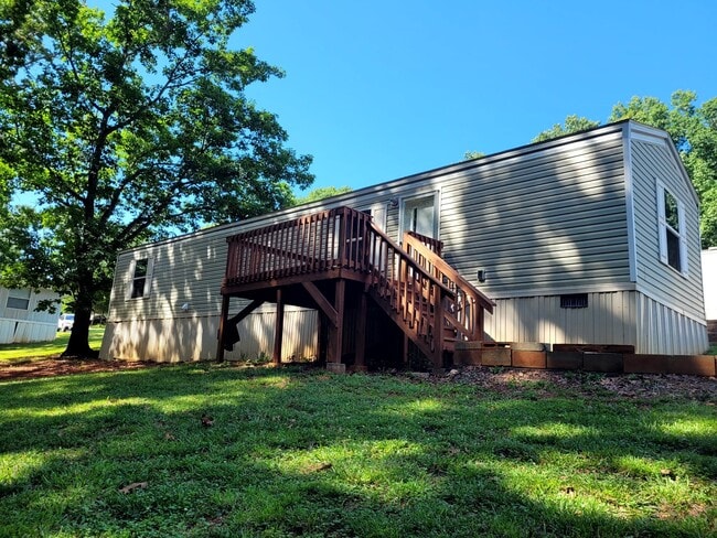 Building Photo - 1079 Hibiscus Rd
