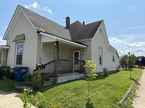 Building Photo - 1720 12th St
