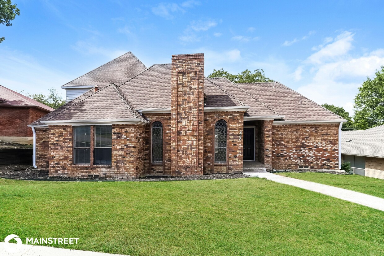 Foto principal - 3529 Briarcliff Ct N