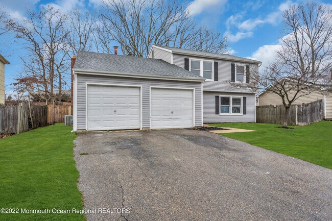 Building Photo - 14 Midship Dr