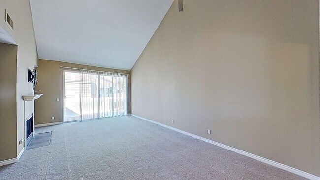 Foto del edificio - 20251 Cape Coral Ln