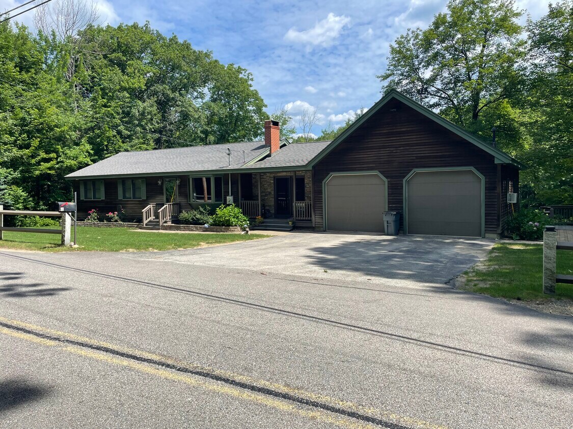 Primary Photo - 23 Appleton Rd