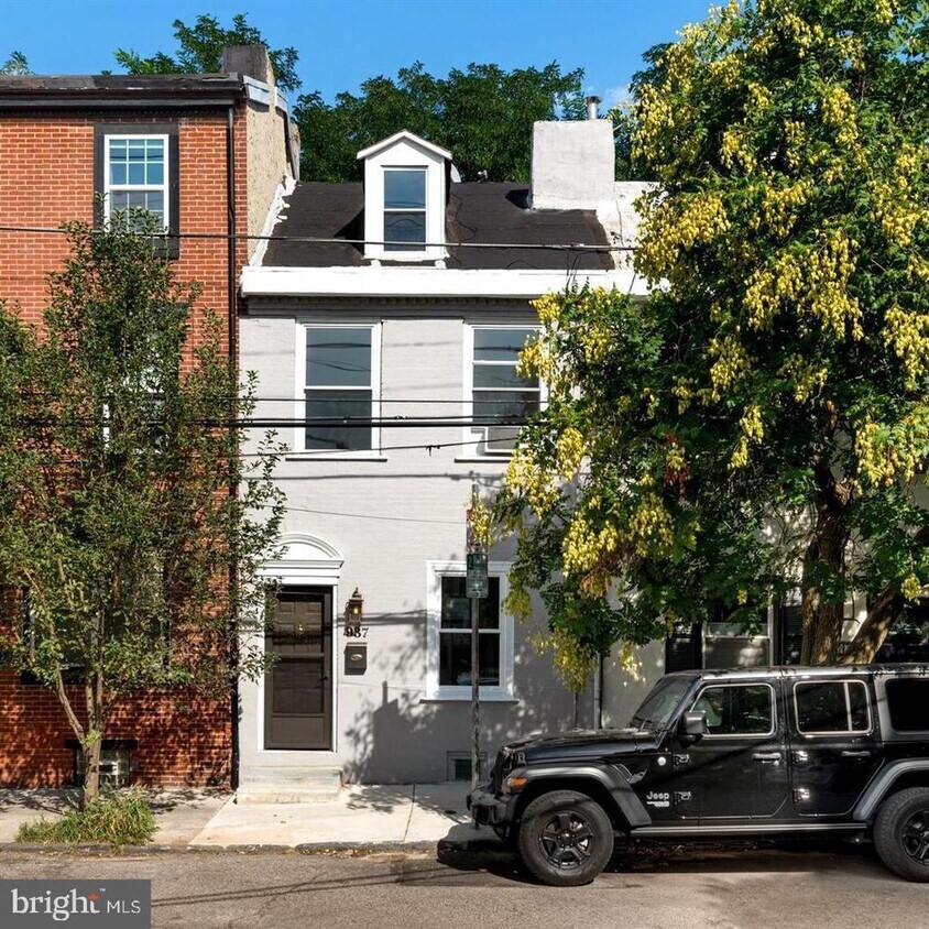 Foto principal - 937 N American St