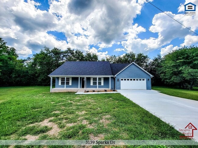 Building Photo - 3159 Sparks Dr