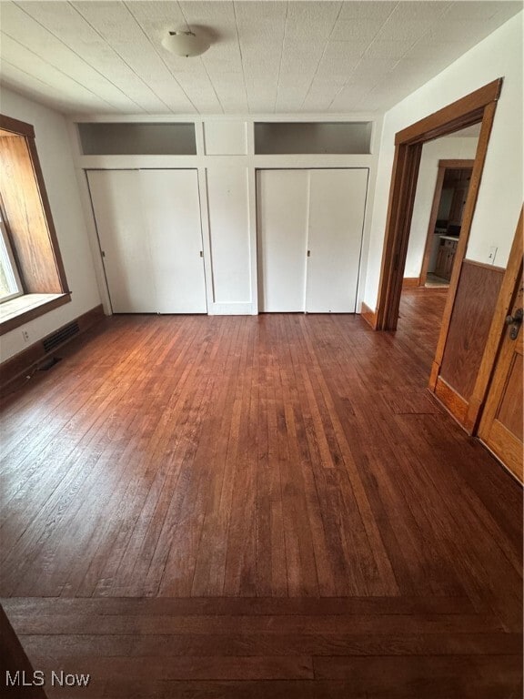 Building Photo - 541 Park Ave