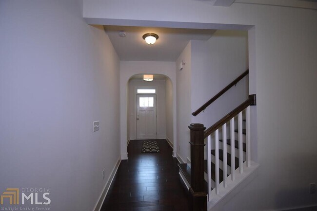 Building Photo - 119 Arbor Crowne Dr