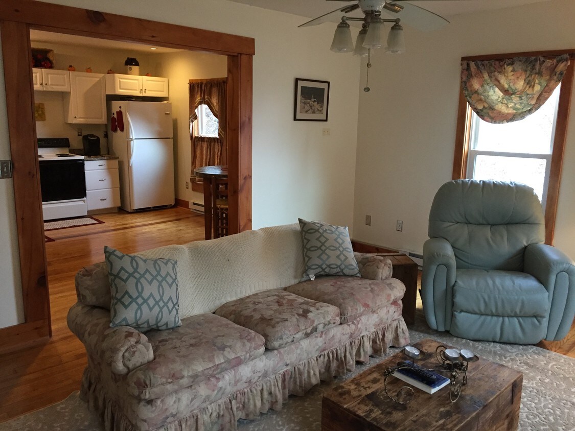 263 Canal St Unit 2, Brattleboro, VT 05301 Apartments in Brattleboro, VT