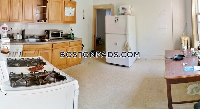 36 Gordon St Unit 2 photo'
