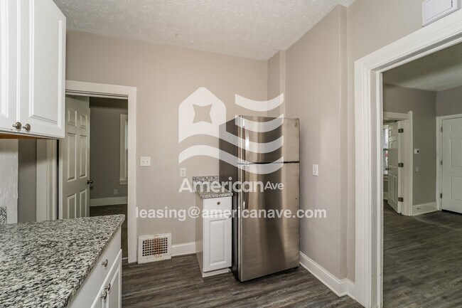 Foto del edificio - 912 E 34th St