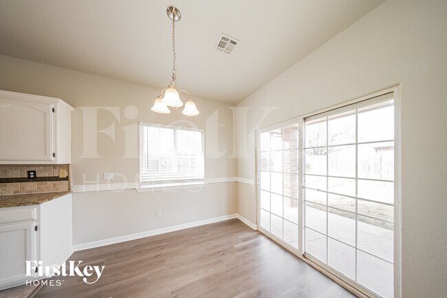 Foto del edificio - 1817 NW 173rd St