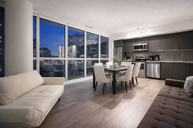 Photo du bâtiment - 90 Sheppard Ave E