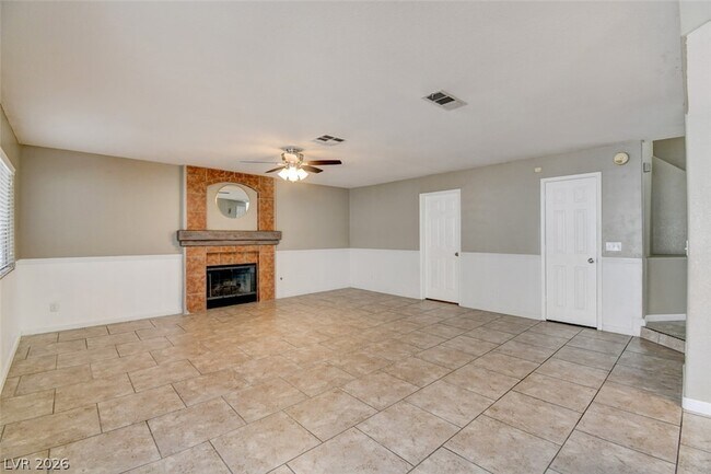 Foto del edificio - 1334 Pine Terrace Ct