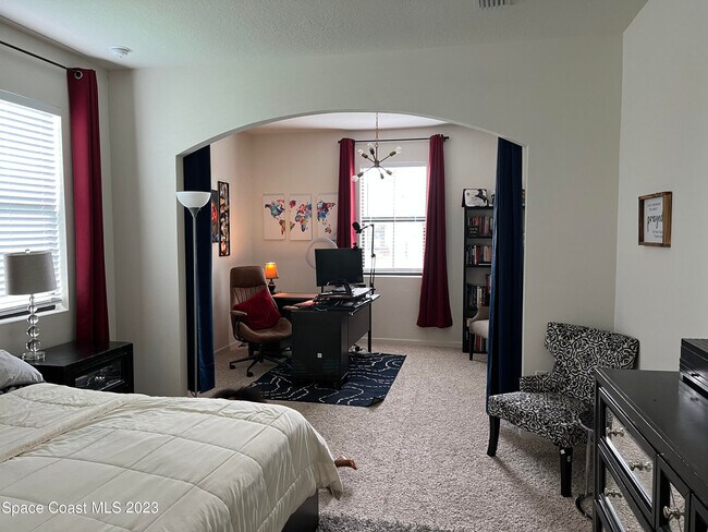 Foto del edificio - 4456 Broomsedge Cir