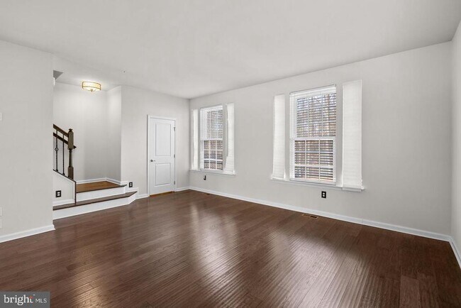 Foto del edificio - 9542 Watts Rd