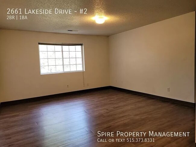 Building Photo - 2661 Lakeside Dr