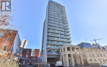 Building Photo - 105-105 George St