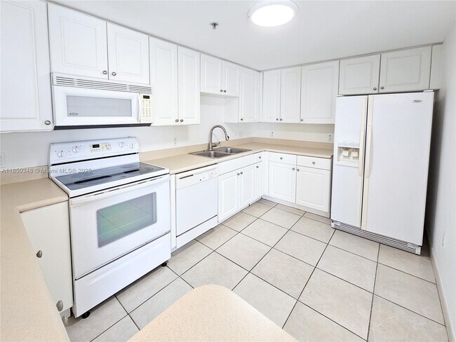 Foto del edificio - 1627 SW 37th Ave