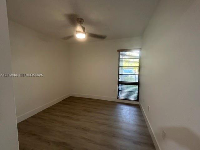 Foto del edificio - 4890 NW 102nd Ave