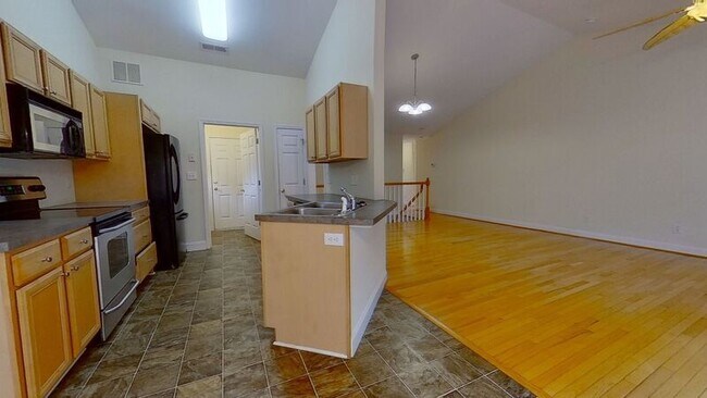 Foto del edificio - 2448 Joshua Ln