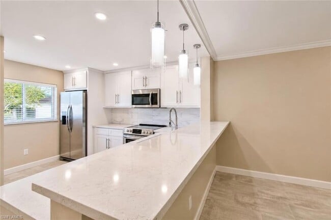 Building Photo - 2360 Naples Trace Cir