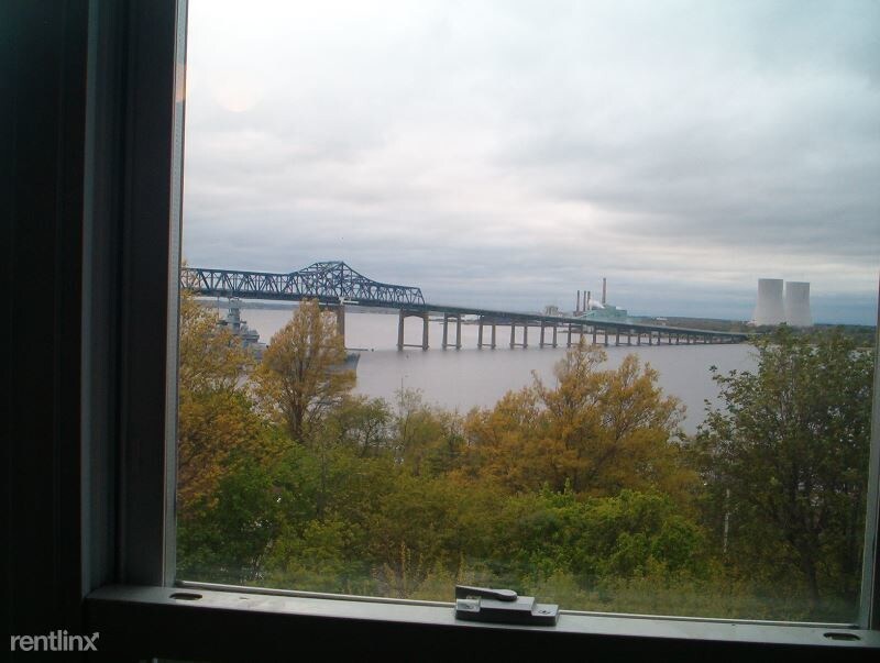 2 br, 1 bath Apartment 406 Durfee St Condo for Rent in Fall River