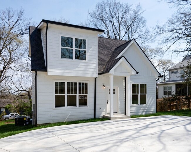 Foto del edificio - Bright + Modern 4BR in Walkable Inglewood ...