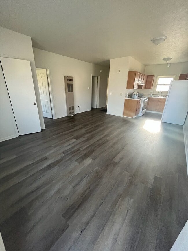 Foto del edificio - 48 Eastmanville St