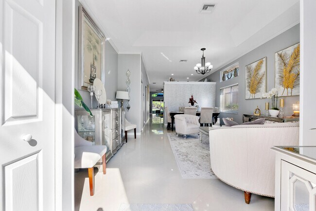 Foto del edificio - 5029 Heron Pl