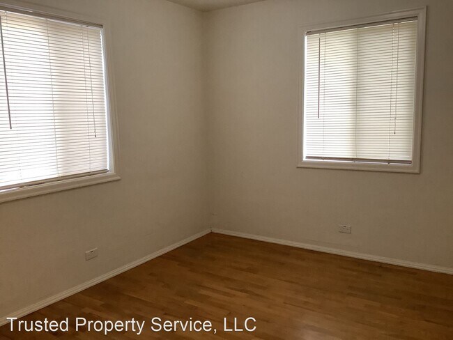 Foto del edificio - 3 br, 1 bath House - 741 E 24th Ave