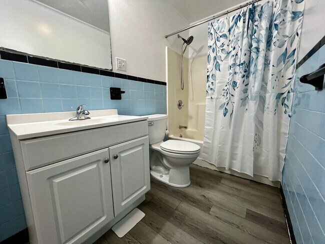 Foto del edificio - 208 Dupont Ave